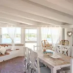 Piazzetta Con Piscina E Vista Villa Porto Cervo